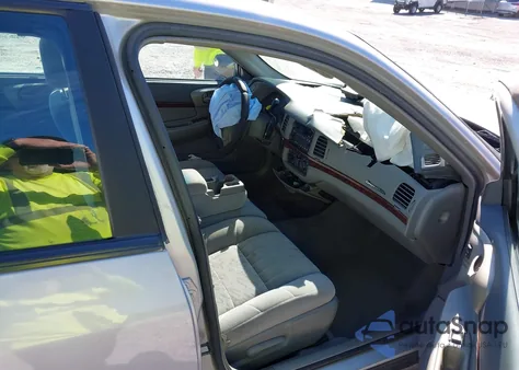 2002 Chevrolet Impala из США, поврежденный, VIN 2G1WF55E429364689